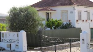 Vivenda Maria de Lourdes