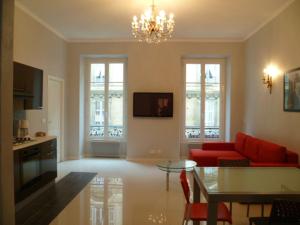 Appartements Lusso 5 beds Central Apartment : photos des chambres