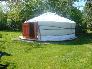 Campings Village de Yourtes : photos des chambres