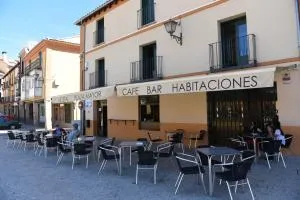 Hostal Plaza Mayor de Almazán - 锡古恩萨