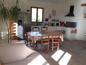 Maisons de vacances Mas Saint Louis : photos des chambres