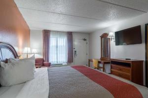 King Room - Non-Smoking room in Motel 6 Waycross