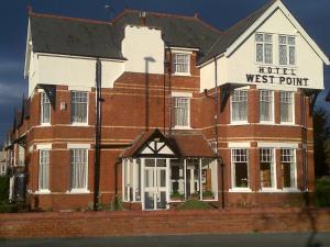 2 star pansion West Point Hotel Bed and Breakfast Colwyn Bay Suurbritannia