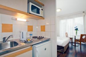 Appart'hotels Sejours & Affaires Paris-Nanterre : photos des chambres