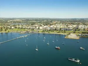 NRMA波特兰湾假日公园 - Narrawong