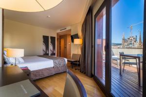 Superior Double Room with Terrace and View room in Eurostars Monumental