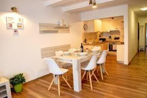 Apartment Vita near Terme Paradiso - 卡特兹奥布萨维