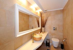 Filoxenia Apartments Milos Greece