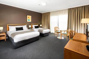 The Woden Hotel