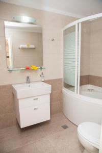 Brentanos Apartments - A - View of Paradise Corfu Greece