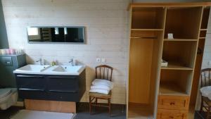 Maisons de vacances Les Hauts de Sion : photos des chambres