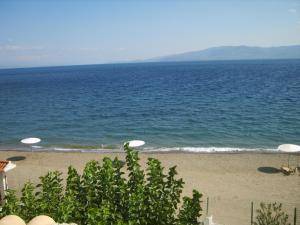 Flora's Beach House Your House On The Beach Evia Greece