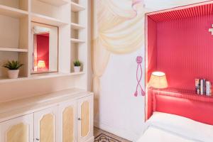 Piazza Colonna Apartment - Charme Holidays