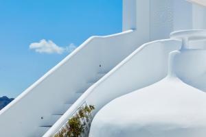 Canaves Oia Sunday Suites Santorini Greece