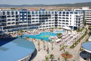 Chaika Beach Resort