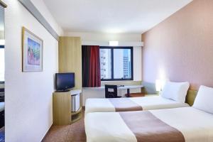 ibis Taubate
