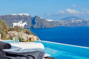 Canaves Oia Sunday Suites Santorini Greece