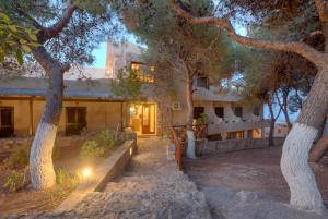 Hotel Abatis Agistri Greece