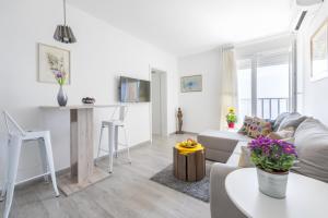 FM Apartments 