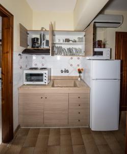 Dionisos Palms Apartments