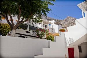 Simeon Rooms & Apartments Sifnos Greece