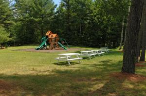 Saco River Motor Lodge & Suites