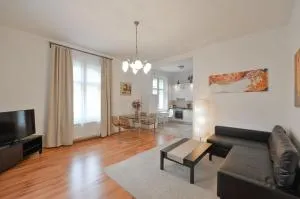 Exclusive apartment on Zborovska - Praha