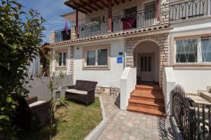 One-Bedroom Apartment with Terrace room in Apartments Tijana