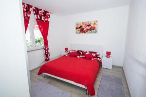 Apartment Jomarko - Spacious apartment for 6 in Trogir