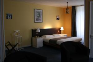 Hotels Le Troncais : photos des chambres