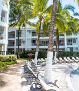 5313 BEACH CLUB CORAL SUITE