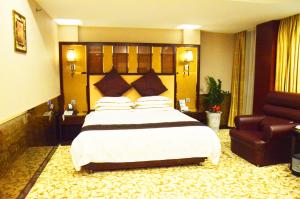 Xinhualian Business Hotel