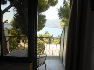 Mina Apartments Poros-Island Greece