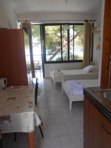 Mina Apartments Poros-Island Greece