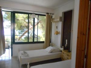 Mina Apartments Poros-Island Greece