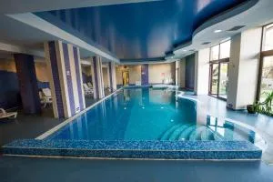Rhodopi Home Hotel Chepelare - Half Board & Wellness - Hvoyna