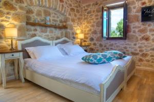 Vetilios Lithos boutique hotel Lakonia Greece