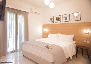 Two-Bedroom Apartment room in Ideal House