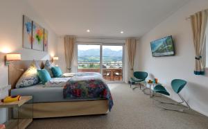 Deluxe Quadruple Room room in Be 550