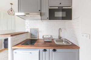 Assas-Vavin Appartements