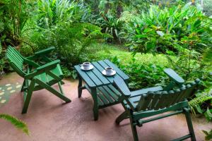 Lands in Love Hotel and Resort