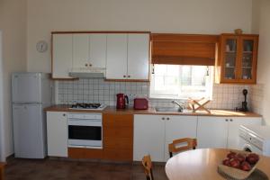 Zenovia Garden House