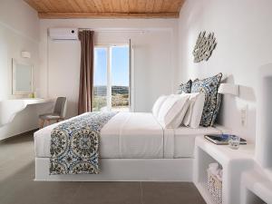 Lithos Luxury Rooms (Adults Only) Milos Greece