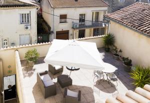 Hotels Logis Hotel Restaurant Le Cours : photos des chambres