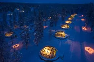 Kakslauttanen Arctic Resort - Igloos and Chalets - Vuotso