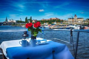 Hausboot - Domy na wodzie - Houseboat Porta Mare - Odradream