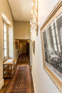 B&B / Chambres d'hotes L'Hotel de Panette, Un exceptionnel chateau en ville - Chambres et suites historiques, parking - Petit Dejeuner offert : photos des chambres