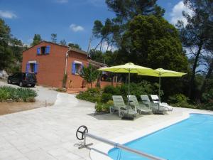 Sejours a la campagne Villa Margaux : Maison 4 Chambres