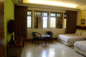 Phòng 4 người Nhìn ra cảnh Núi non (Quadruple Room with Mountain View)