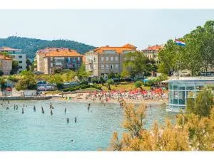 IDRO Studio Apartments directly at the beach - Split
